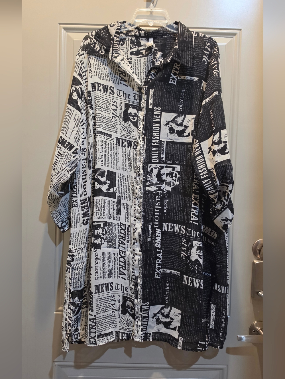 Live 4 Truth Black and White Newspaper Print Shirt, Size 2X, Used